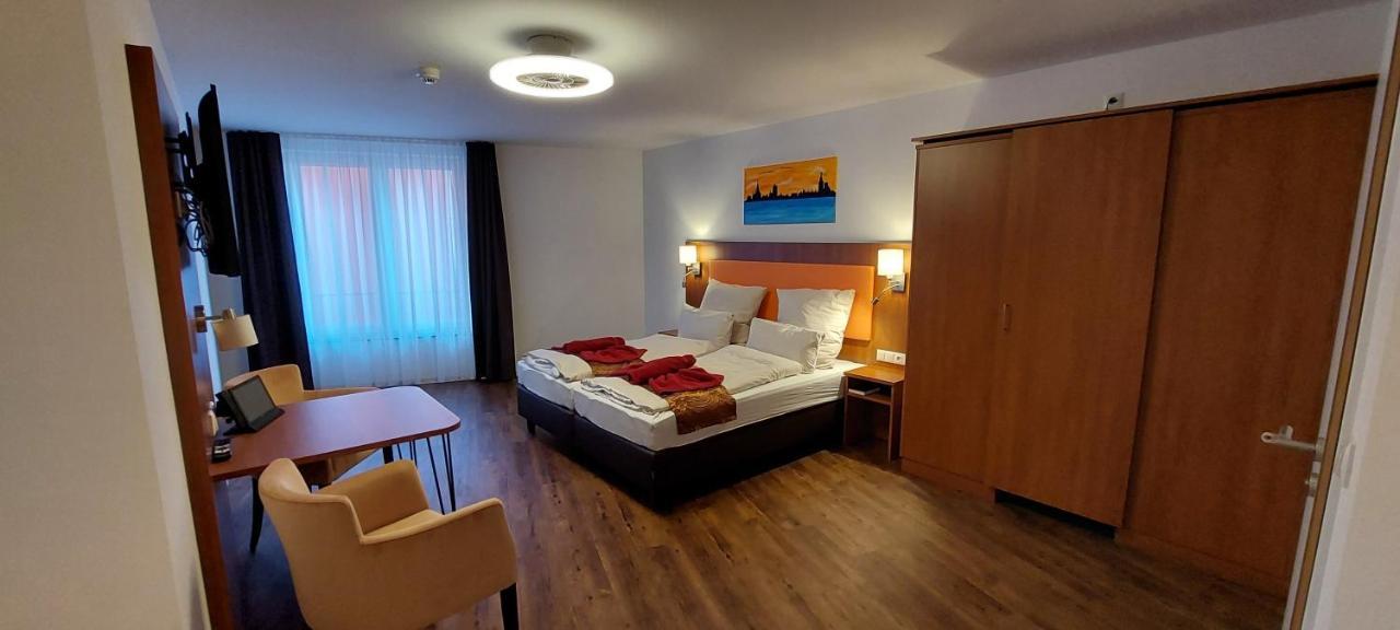 Hotel Amber Altstadt Щралзунд Екстериор снимка