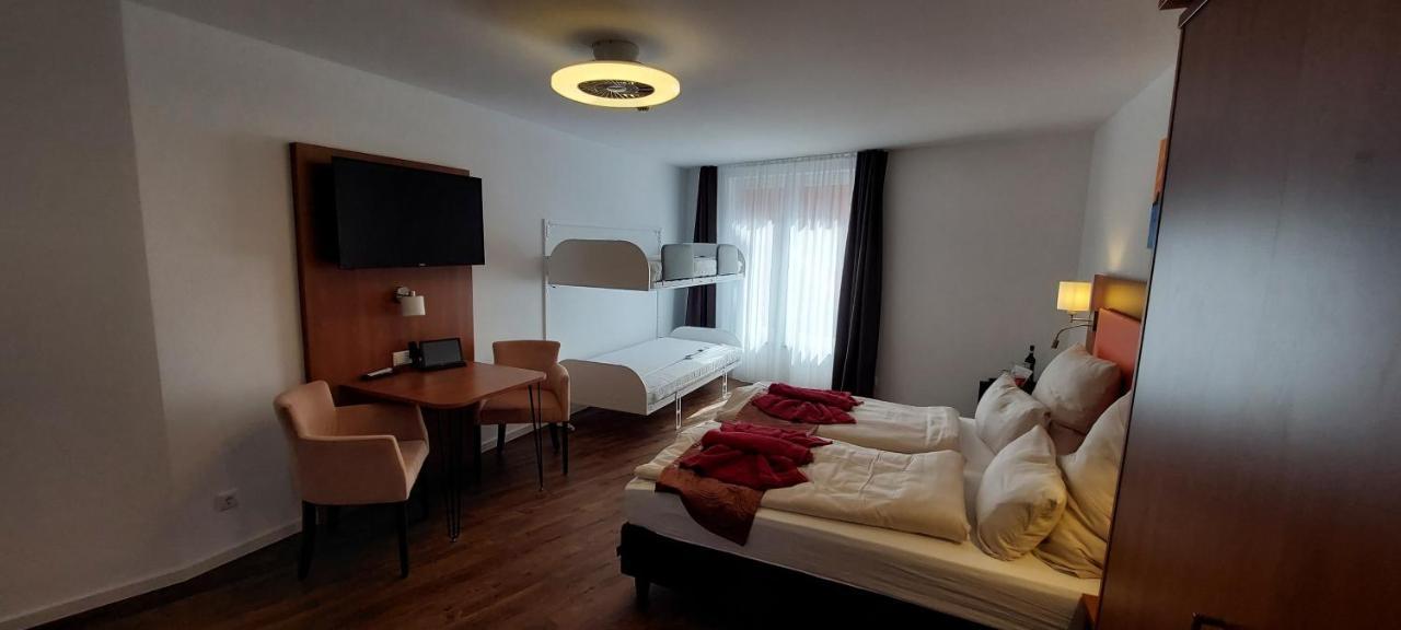Hotel Amber Altstadt Щралзунд Екстериор снимка