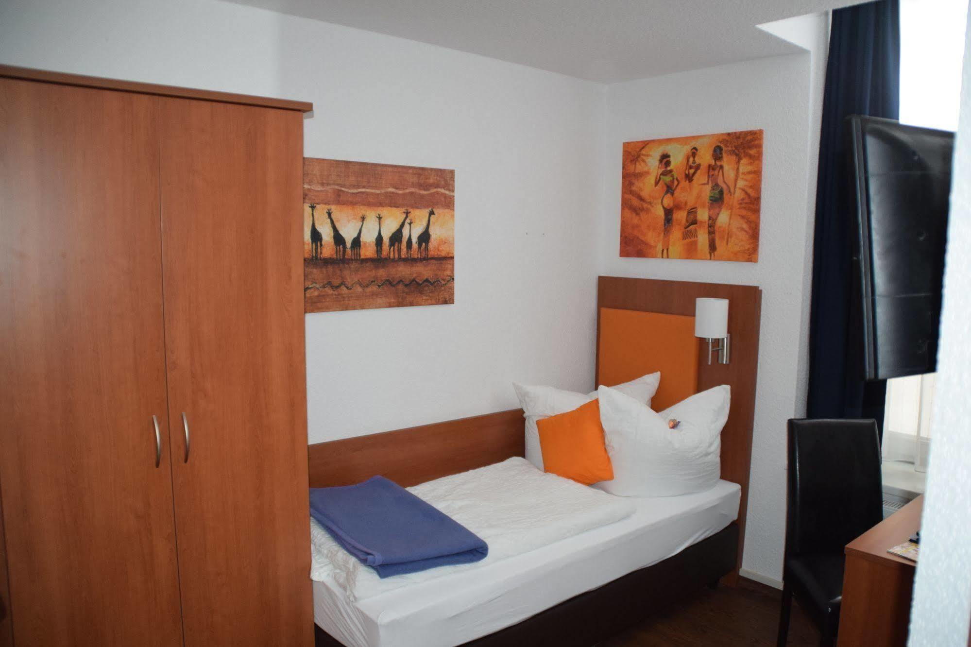 Hotel Amber Altstadt Щралзунд Екстериор снимка